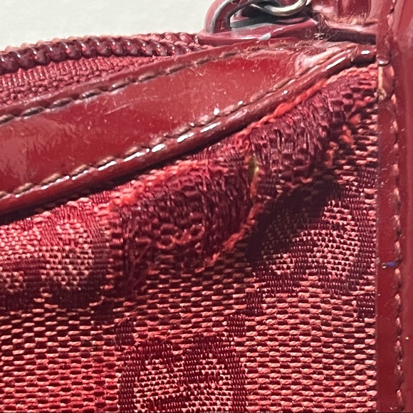 Authentic Gucci Canvas/Patent Leather crossbody - Picture 5 of 13